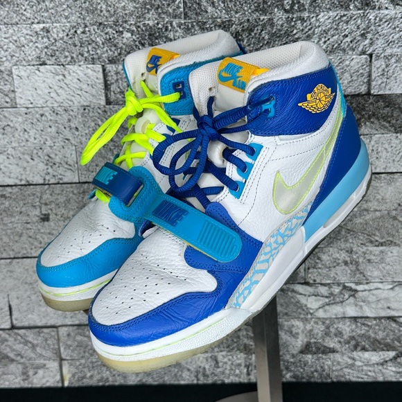 Nike Jordan Legacy 312 ‘Fly’ GS - 7Y - Picture 4 of 10